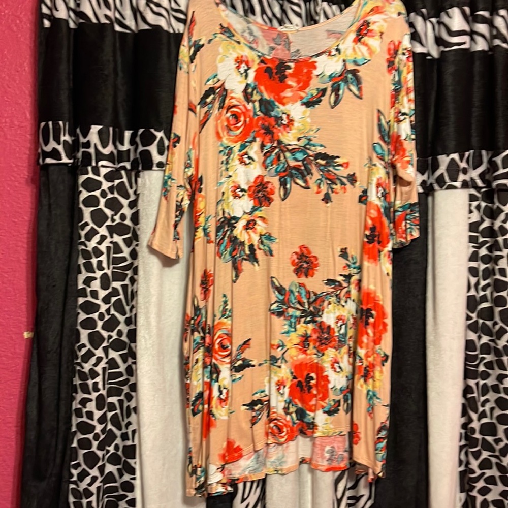 Floral top